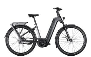 Donkergrijze elektrische stadsfiets met lage instap