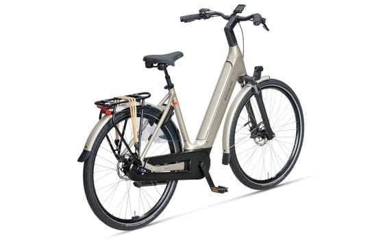 Beige elektrische stadsfiets met lage instap