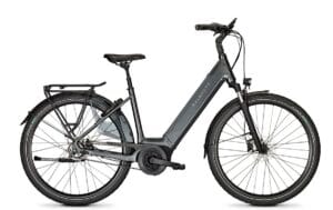 Elektrische stadsfiets met lage instap en bagagedrager
