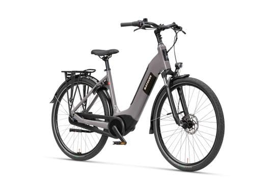 Grijze elektrische stadsfiets met lage instap