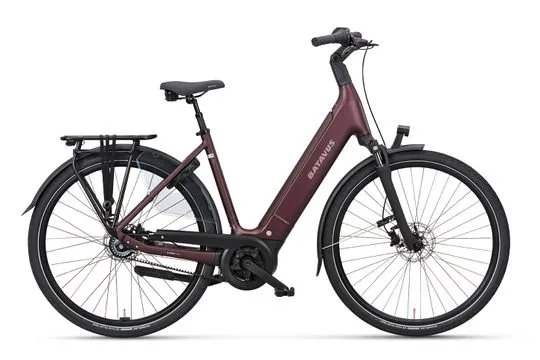 Bordeaux-red Batavus electric city bike with low step-through frame
